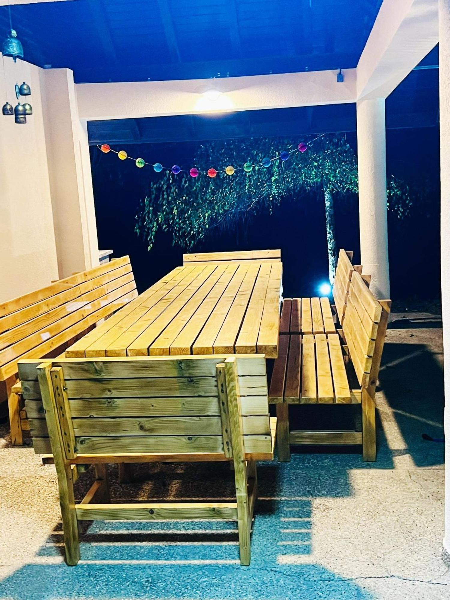 Вилла Evie'S Tree House Dragomirna Экстерьер фото