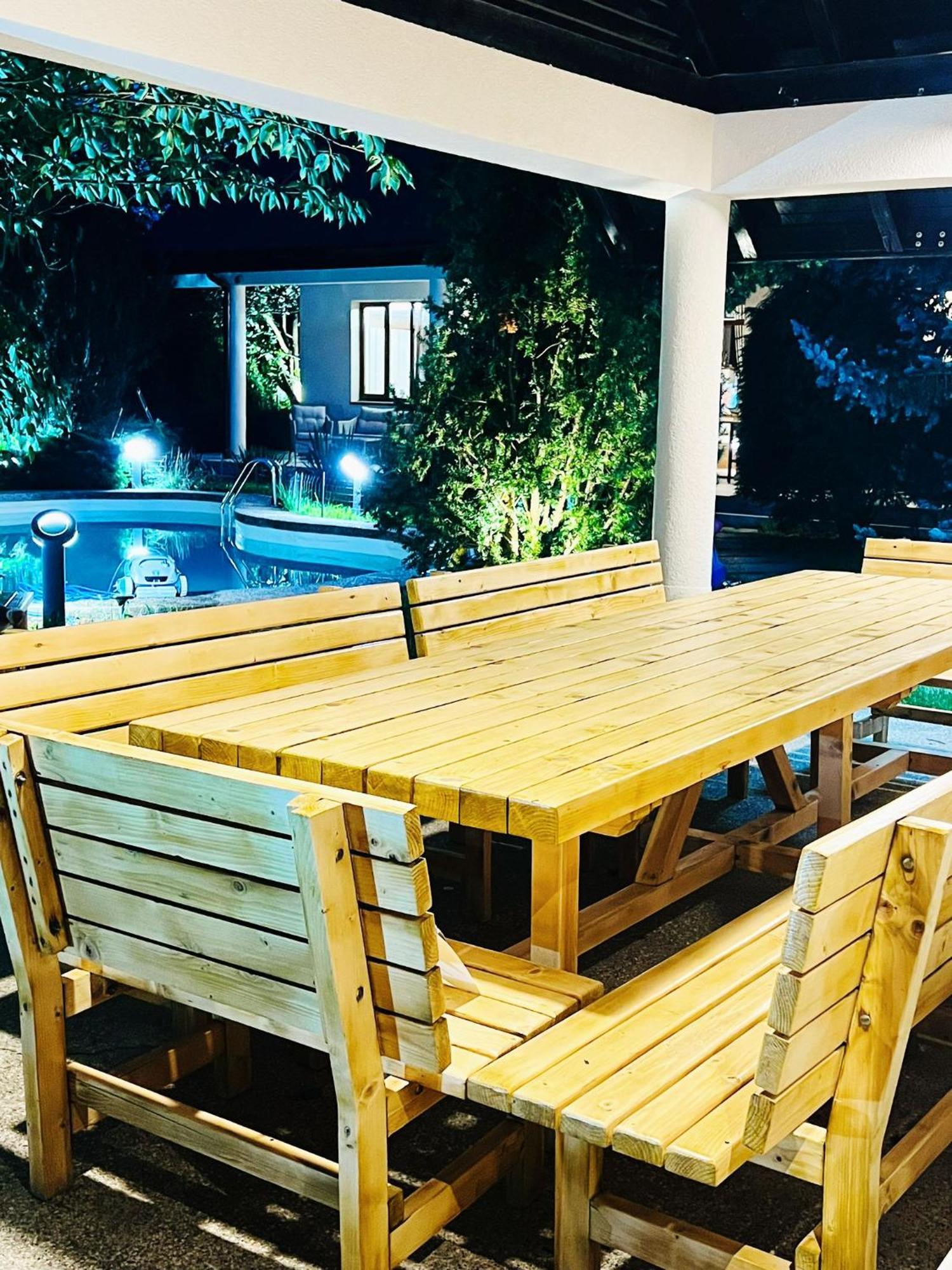 Вилла Evie'S Tree House Dragomirna Экстерьер фото