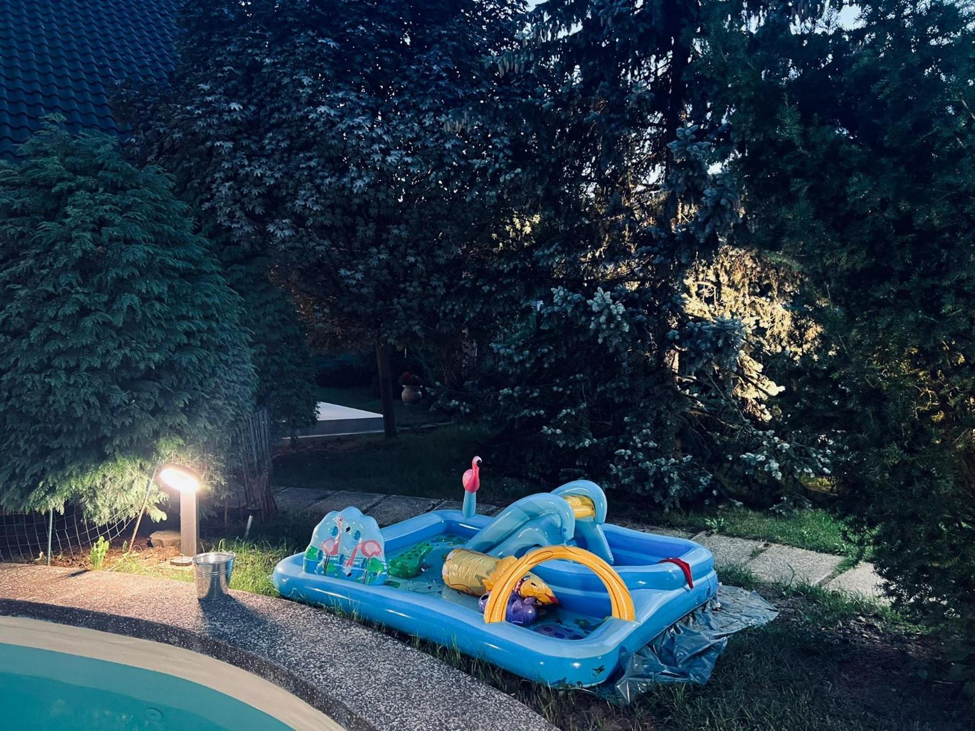 Вилла Evie'S Tree House Dragomirna Экстерьер фото
